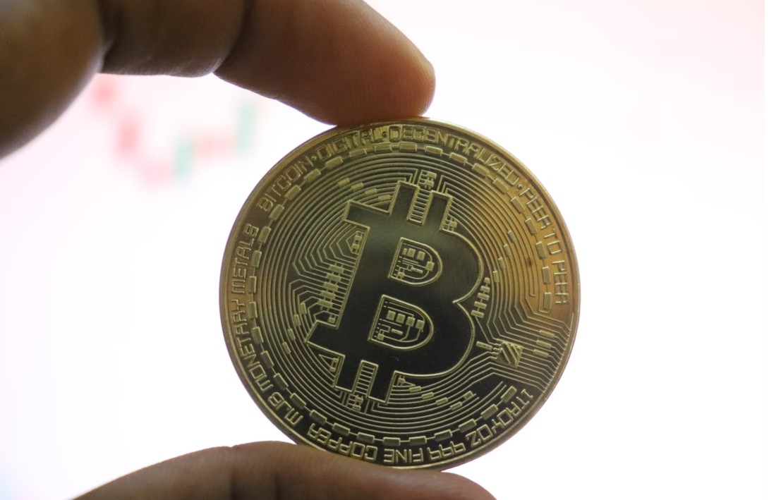 биткоин