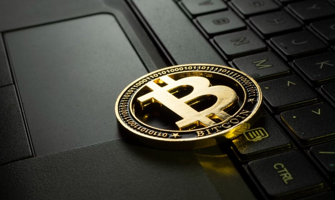 биткоин